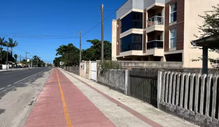 Terreno no centro de ITAPOÁ SC