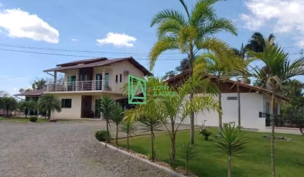 Chácara de 1.500 m  à venda com area de festas e salas comerciais no ESCALVADOS, NAVEGANTES - SC