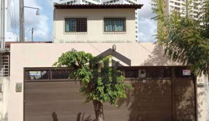 Casa duplex de 175m² á venda, com 4 quartos, localizado na encruzilhada, Recife - Pernambuco.