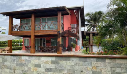 Casa Duplex de 285m² à venda com 4 suítes, localizada em Muro Alto, Porto de Galinhas - Pernambuco.