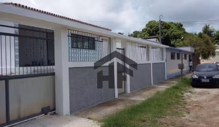Casa de 180m² construída, no terreno de 500m² à venda, com 3 quartos ( 1 suíte), localizada em Tejipio, Recife - Pernambuco.