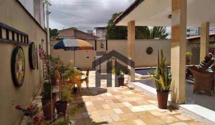 Casa de 450m² à venda, com 3 quartos, localizada no Janga, Paulista - Pernambuco.