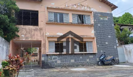 Casa Residencial ou Comercial de 288,82m² à venda, com 8 quartos e 2 pavimentos, localizada no Torreão, Recife - Pernambuco.