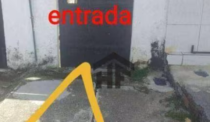Duas casas de área total 275m², à venda, 5 quartos, localizada na Torre, Recife - Pernambuco.