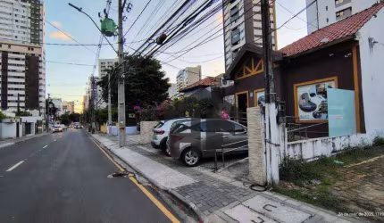 Sala Comercial de 26,98m² para alugar, com banheiro privativo, localizada nos Aflitos, Recife - Pernambuco.