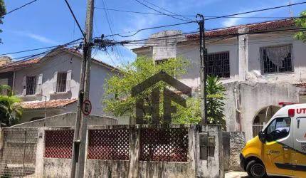 Casa Comercial de 603m² à venda, com 4 quartos (2 suítes), localizada na Boa Vista, Recife - Pernambuco.