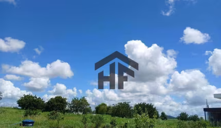 Terreno de 450m² à venda, localizado no Condomínio Quinta do Caçador Residence. Paudalho - Pernambuco.