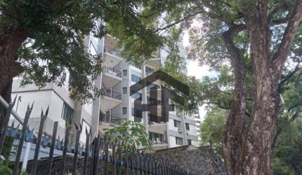Apartamento de 247m² à venda, com 5 quartos (2 suítes), localizado no Espinheiro, Recife - Pernambuco.
