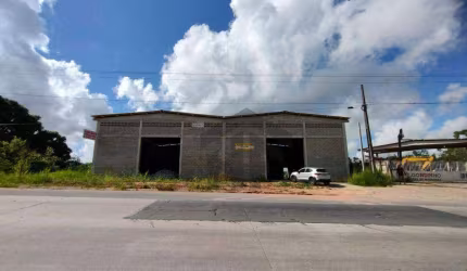 Dois Galpões Comerciais de 720m² com banheiro, localizado em Moreno, Pernambuco.