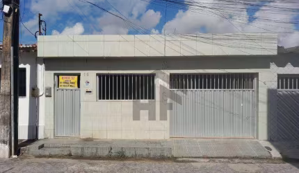 Casa de 147m² à venda, com 3 quartos (1 suíte), localizada no Ipsep, Recife - Pernambuco.
