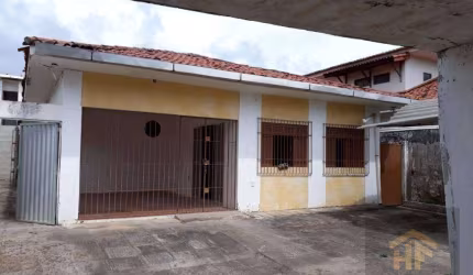 Casa de 228m² à venda, com 03 quartos, localizada em Nossa Senhora do Ó, Paulista - Pernambuco.