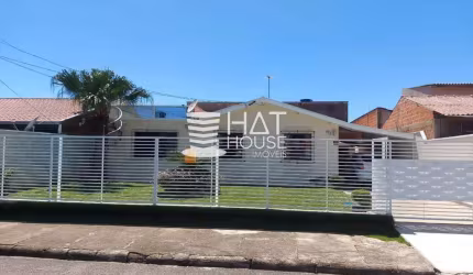 Casa para Venda em Pinhais, Emiliano Perneta, 3 dormitórios, 1 suíte, 3 banheiros, 3 vagas