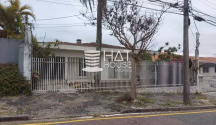 Casa para Venda em Curitiba, Jardim Botânico, 8 dormitórios, 2 suítes, 4 banheiros, 3 vagas