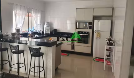 Casa para Venda em Paulínia, Parque Bom Retiro, 3 dormitórios, 2 banheiros, 4 vagas