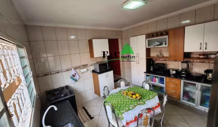 Casa para Venda em Piracicaba, Monte Líbano, 3 dormitórios, 1 suíte, 1 banheiro, 1 vaga