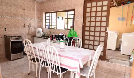 Casa para Venda em Limeira, Jardim Residencial Recanto Alvorada, 4 dormitórios, 1 suíte, 2 banheiros, 2 vagas