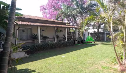 Casa para Venda em Leme, Jardim Santana, 6 dormitórios, 2 suítes, 4 banheiros, 4 vagas