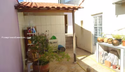 Sobrado para Venda em Limeira, Vila Castelar, 5 dormitórios, 3 banheiros, 1 vaga