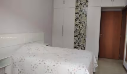 Casa para Venda em Araras, Parque Santa Cândida, 3 dormitórios, 1 suíte, 2 banheiros, 4 vagas