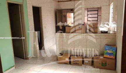 Casa para Venda em Pereira Barreto, Jardim São Francisco, 2 dormitórios, 2 banheiros, 6 vagas