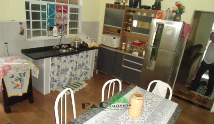 Casa para Venda em Limeira, Jardim Lagoa Nova, 4 dormitórios, 2 banheiros, 2 vagas