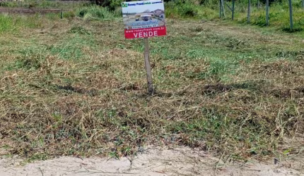 Terreno Praia do Ervino - Prox. do mar.