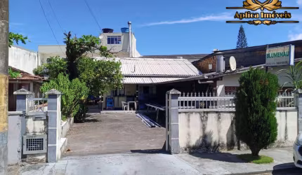 Casa amplo terreno - Meia Praia - Navegantes próximo ao Aeroporto