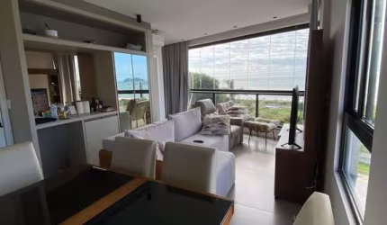 Apartamento frente mar com 03 Suítes em Balneário Piçarras