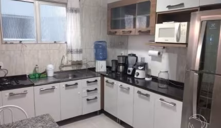Apartamento de 2 quartos no bairro Jardim Atlântico.