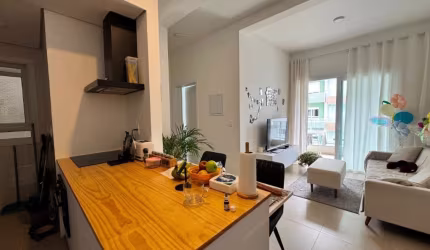 Apartamento de 70m² com 2 quartos sendo 1 suíte no Campeche