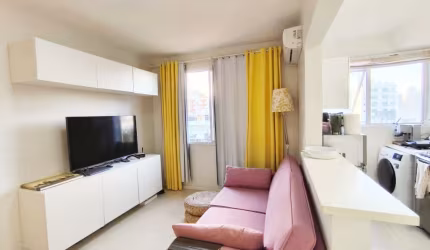 Apartamento de 56m² com 2 quartos na Agronômica