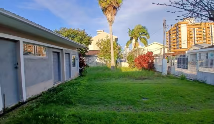 Terreno de 825m² no Balneário do Estreito