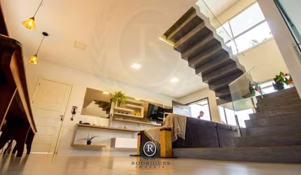 Casa 4 dormitórios venda em Torres