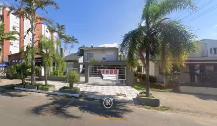 Casa 05 dormitórios venda Centro Torres