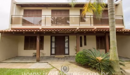Casa 03 dormitórios Torres RS ótima localização