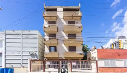 Apto 3 dormitórios a venda Centro Torres RS