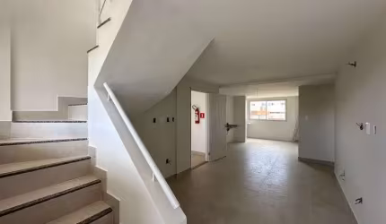 Cobertura belíssima com amplo terraço e duas suítes, portaria Buraquinho / Lauro de Freiras BA