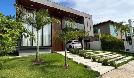 Casa mobiliada para venda, com 330m2 4/4 em Alphaville Litoral Norte 1 - Camaçari/BA