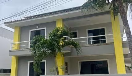 Casa de condomínio para venda tem 340 metros quadrados com 4 quartos