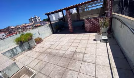 Cód. 443/11044 Costa Azul Cobertura 4/4 sendo duas suítes com Piscina