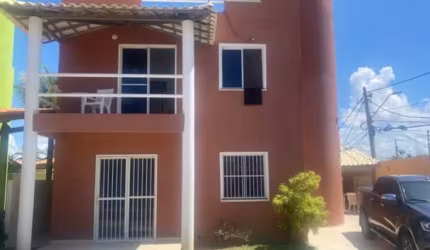Cód. 126 Flamengo Casa Duplex com Cobertura Livre de frente pra Praia