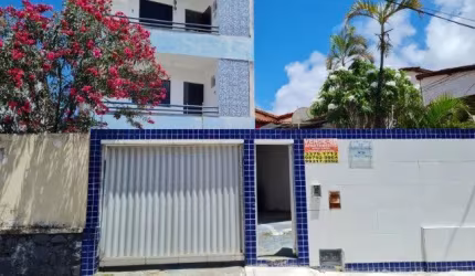 Cód. 174 Piatã 2/4 com suíte e Varanda Perto da Praia