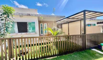 Cód. 292 Abrantes Casa com 2/4 com suíte Reformada com Energia Solar