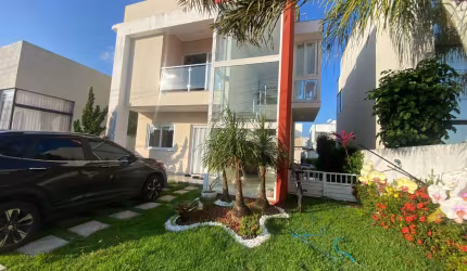 Cód. 581 Abrantes Casa com 4 suítes Reformada com Jardim