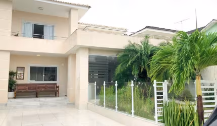 Cód. 546 Lauro Casa Duplex com 5 suítes Porteira Fechada