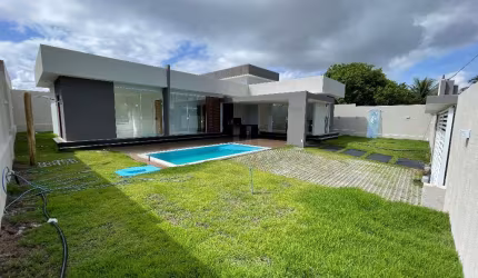 Cód. 8007 Arembepe Casa 2/4 com suíte e Piscina Privativa