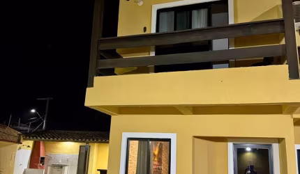 Cód. 539 Flamengo Casa Duplex 3/4 com suíte Perto da Praia