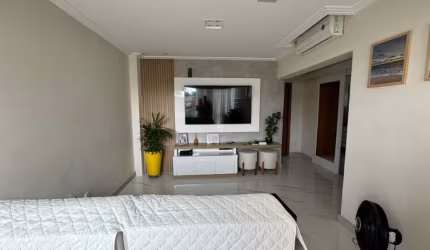 Apartamento pé na areia em praia do Flamengo- 2 suítes