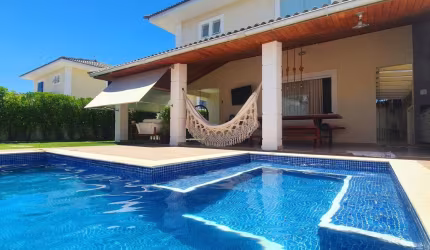 Cód. 285 Lauro Casa 4/4 com suíte Master e Piscina Privativa
