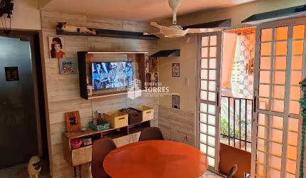 Village duplex a venda de 3/4, 1 suíte com varandas e 2 garagens em PATAMARES